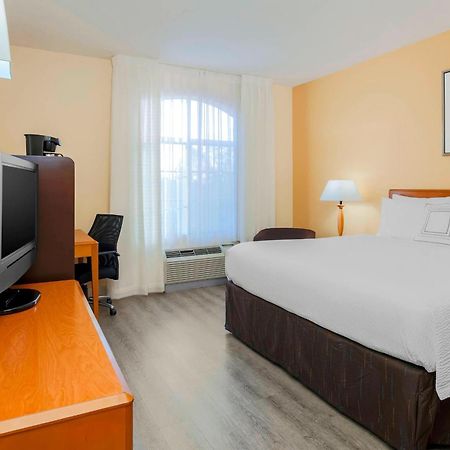 Fairfield Inn & Suites Temecula Bagian luar foto