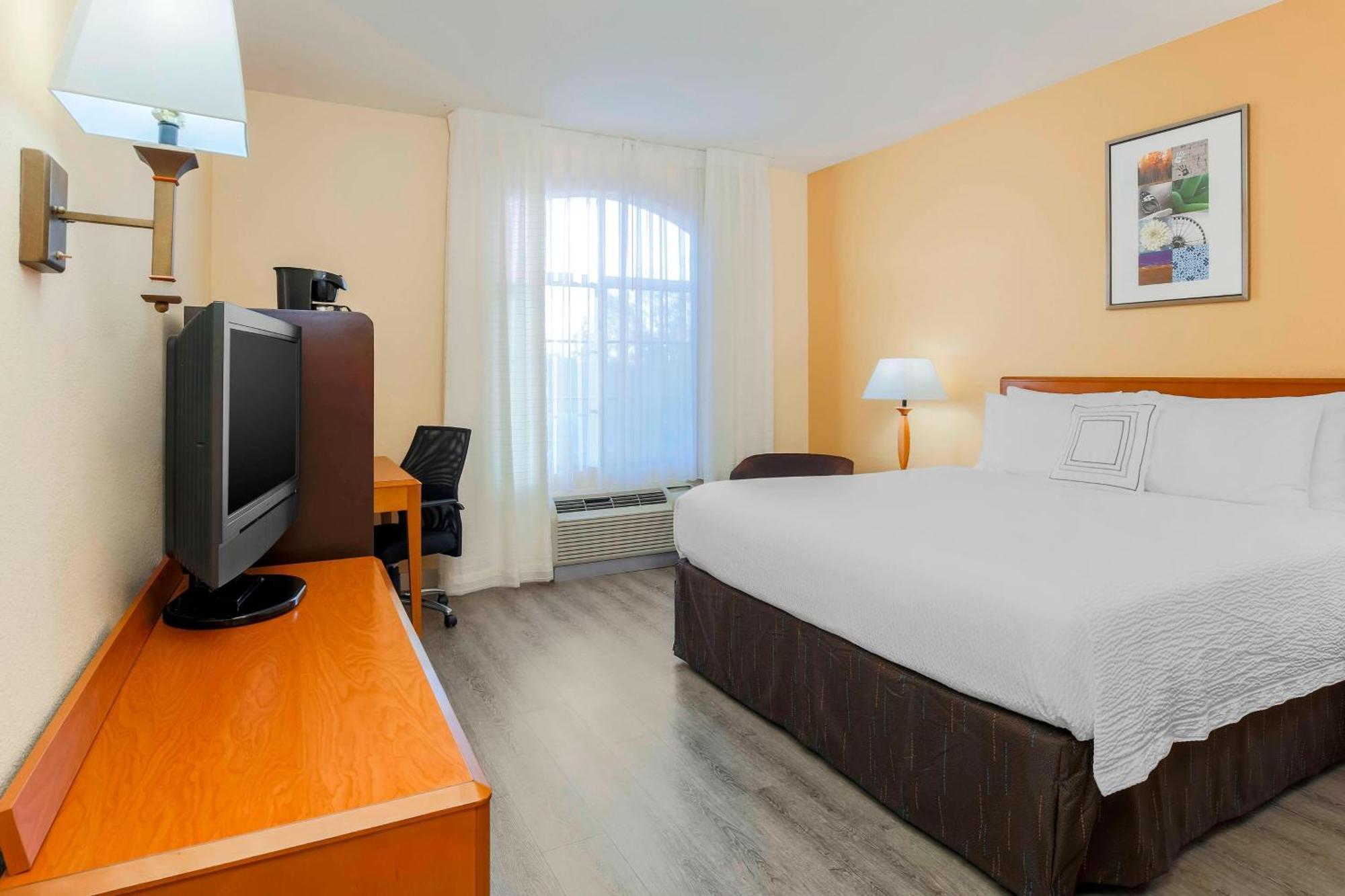 Fairfield Inn & Suites Temecula Bagian luar foto